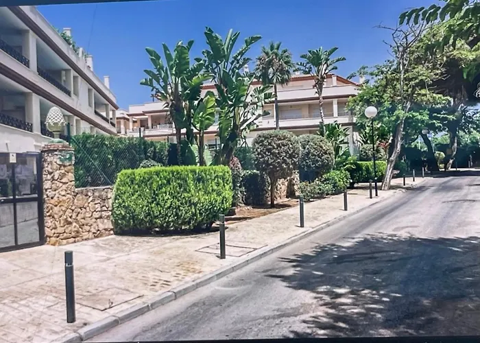 Pleasant Duplex By Elviria Dunas *