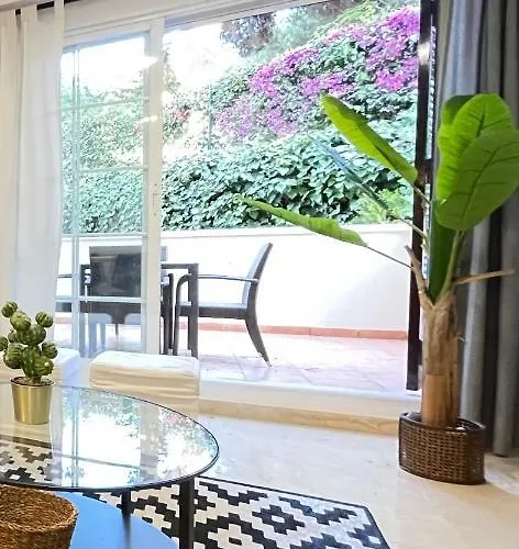 Pleasant Duplex By Elviria Dunas 아파트 *
